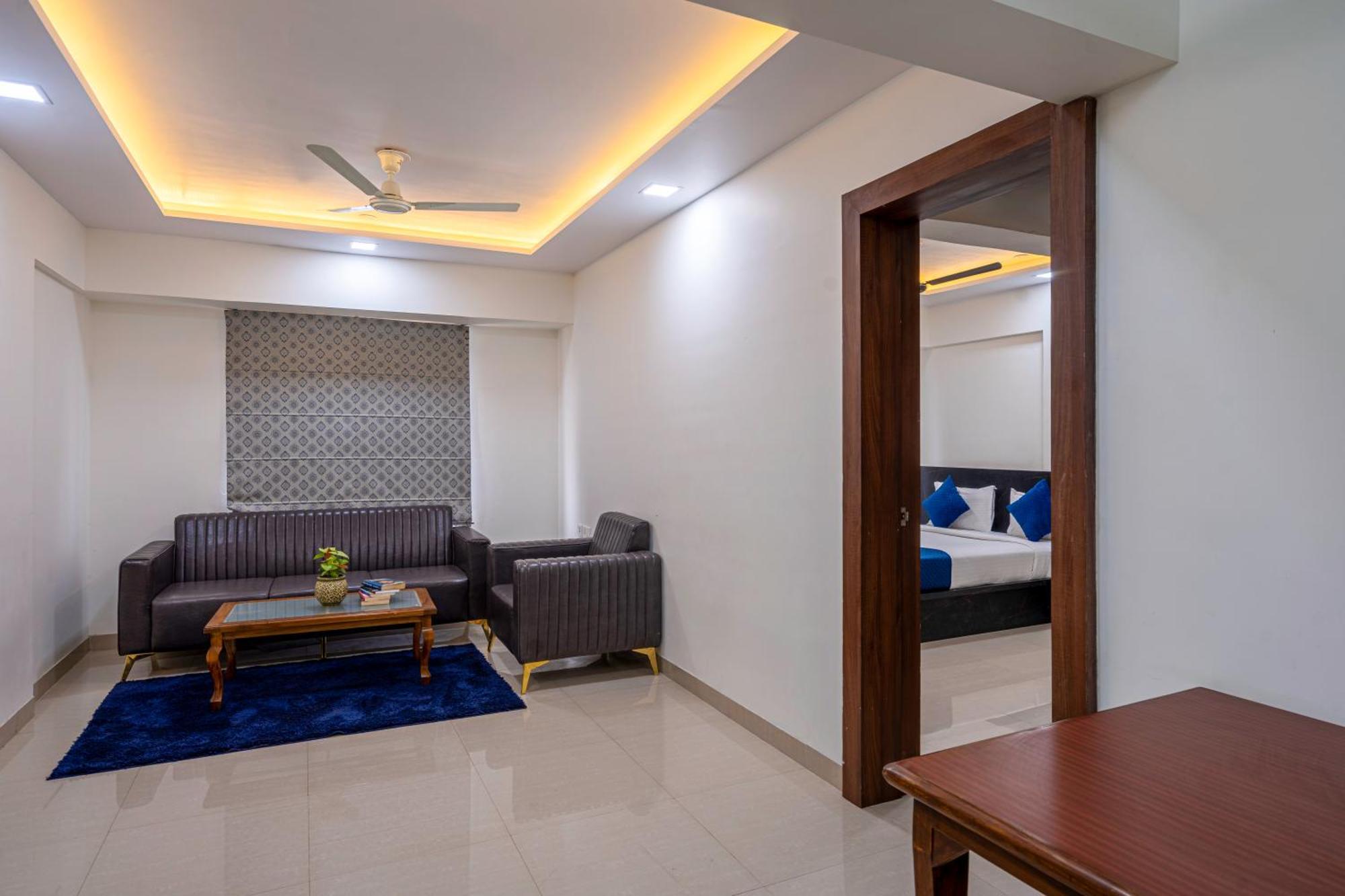 Bed & Breakfast Staybird - Silver Oak, An Hotel, Kharadi Pune